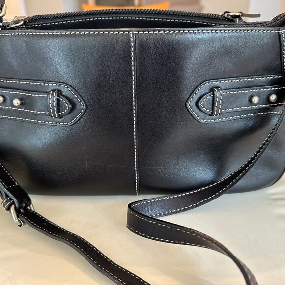 Etienne Aigner black leather shoulder bag - Picture 3 of 5